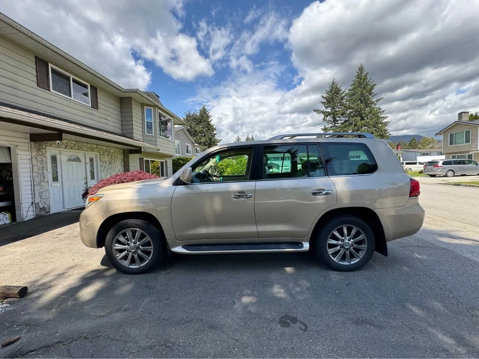 2008 Lexus LX 2nd Gen - Image 2 of 19