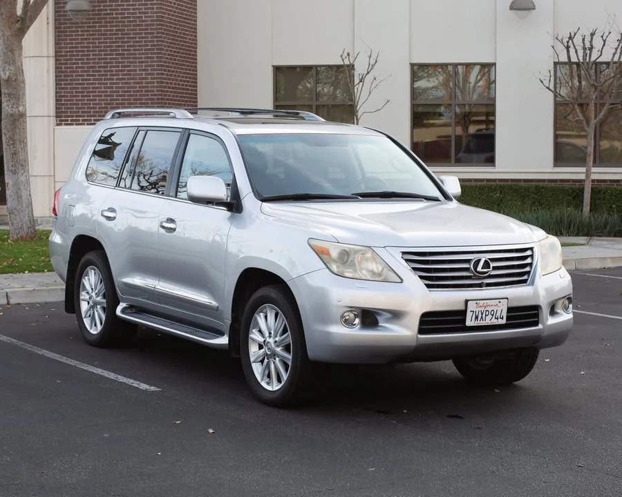 2008 Lexus LX 3rd Gen - Image 7 of 19