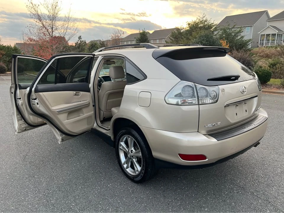 2008 Lexus RX 2nd Gen - Image 8 of 19