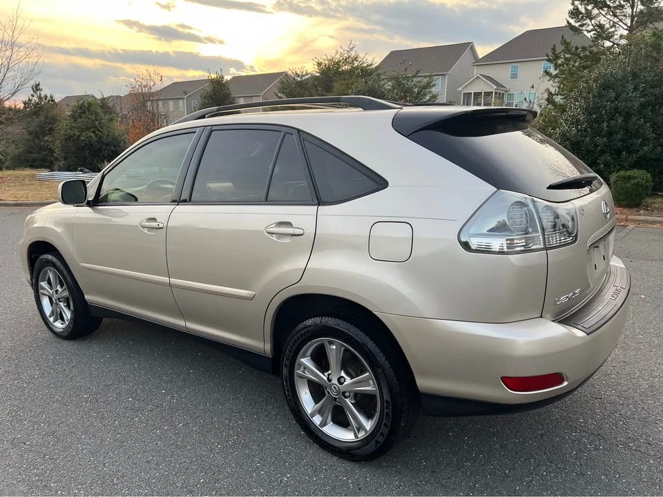 2008 Lexus RX 2nd Gen - Image 13 of 19