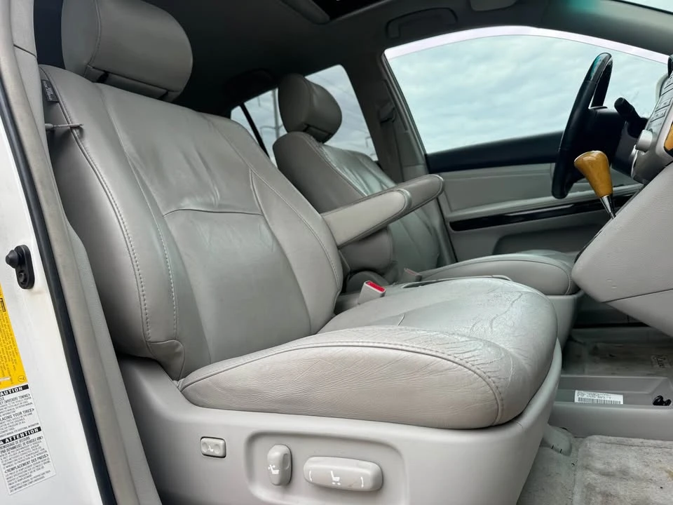 2008 Lexus RX 2nd Gen - Image 14 of 16