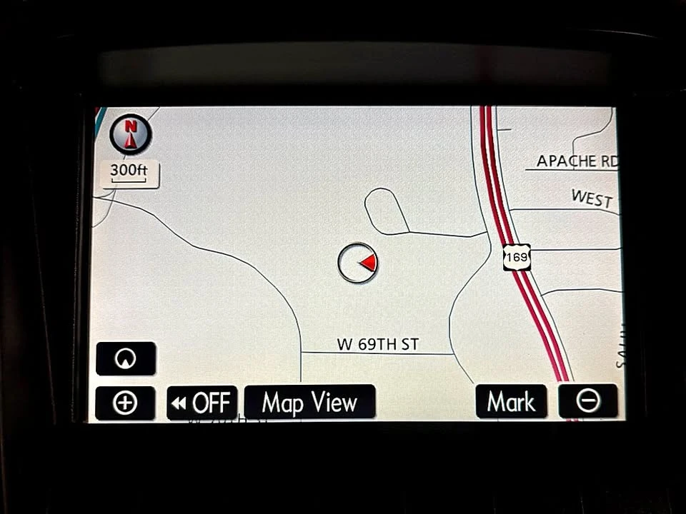 2008 Lexus RX 2nd Gen - Image 14 of 17