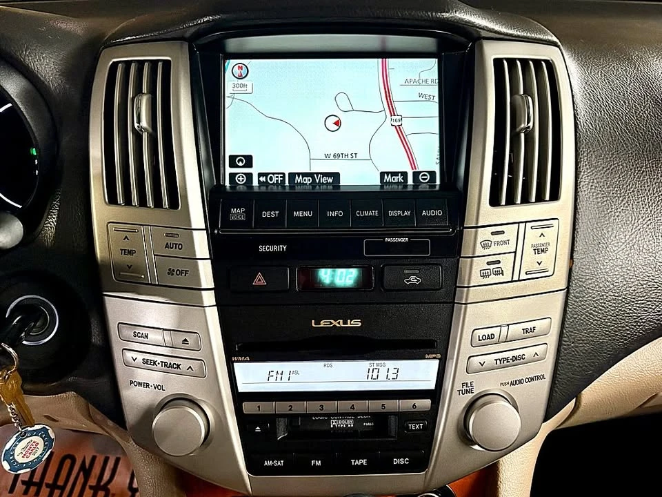 2008 Lexus RX 2nd Gen - Image 13 of 17