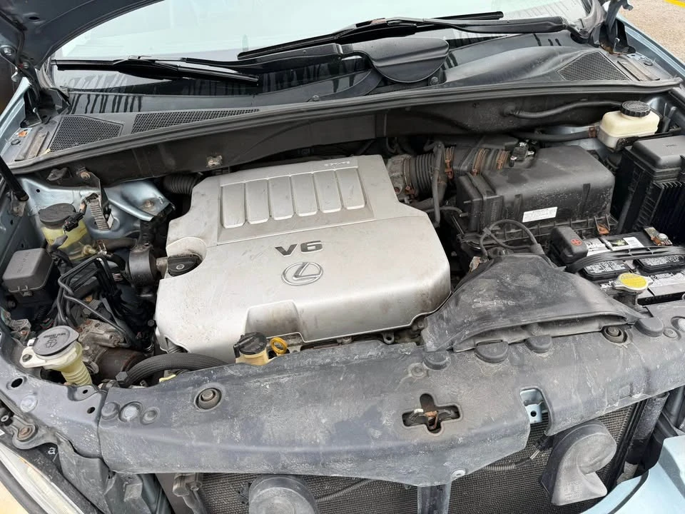2008 Lexus RX 2nd Gen - Image 10 of 11