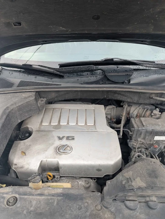 2008 Lexus RX 2nd Gen - Image 11 of 13