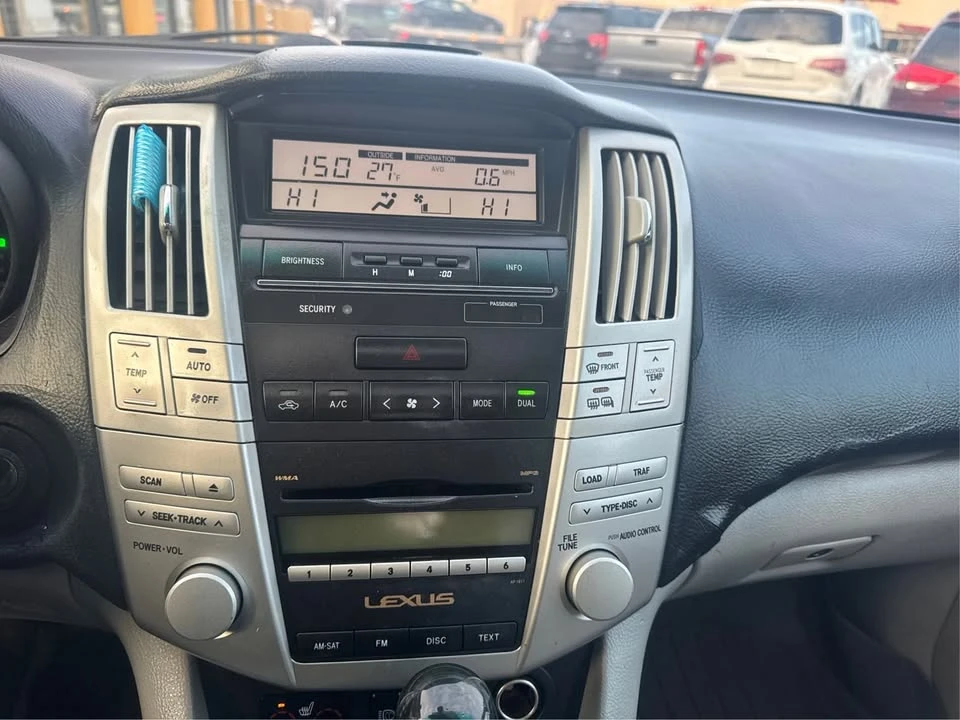 2008 Lexus RX 2nd Gen - Image 16 of 20