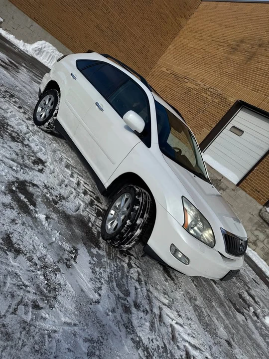 2008 Lexus RX 2nd Gen - Image 3 of 11