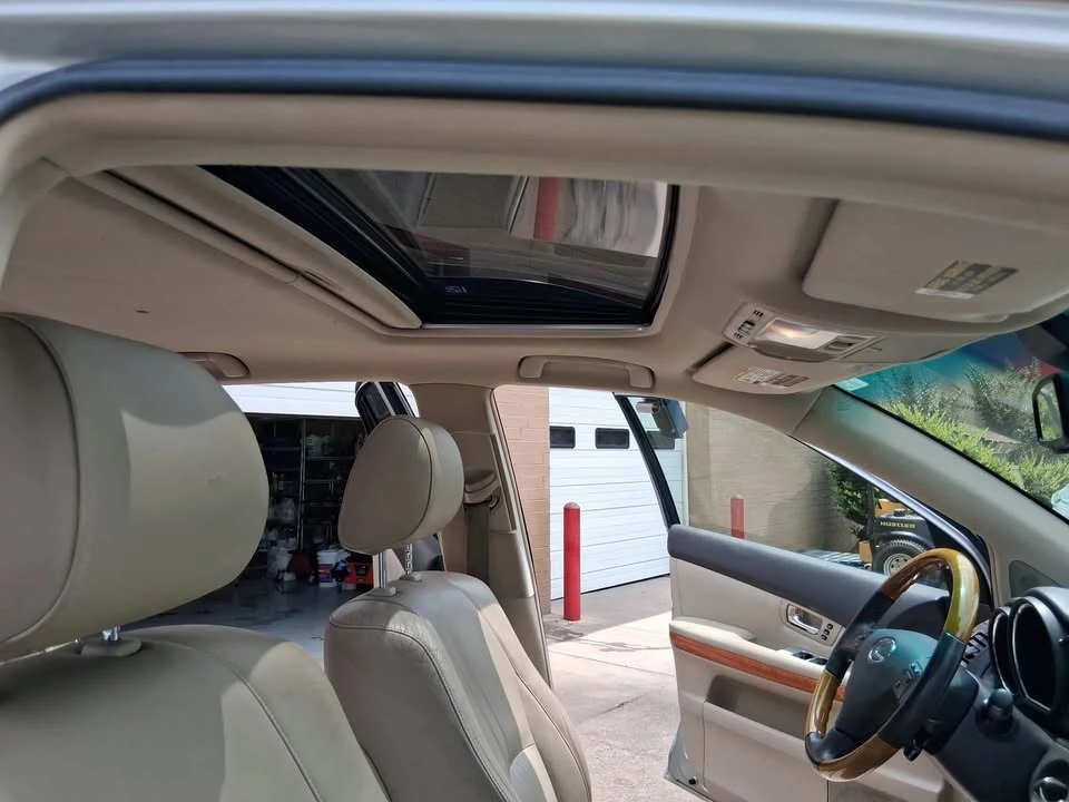 2008 Lexus RX 2nd Gen - Image 8 of 20