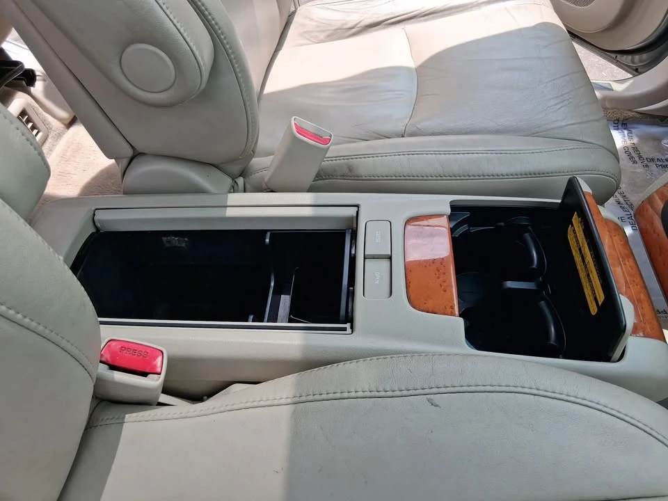 2008 Lexus RX 2nd Gen - Image 10 of 20