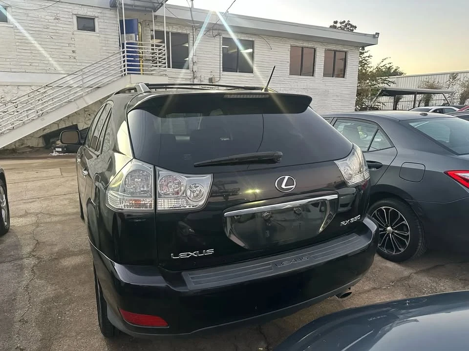 2008 Lexus RX 2nd Gen - Image 2 of 14