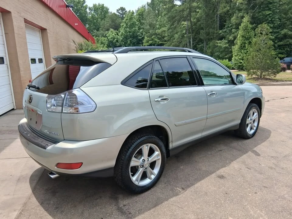 2008 Lexus RX 2nd Gen - Image 16 of 20