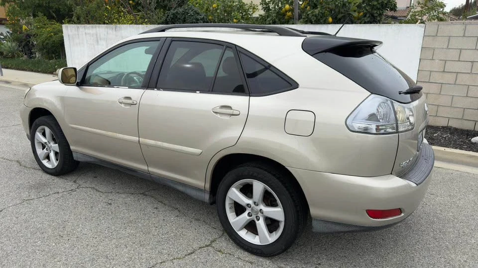 2008 Lexus RX 2nd Gen - Image 6 of 11