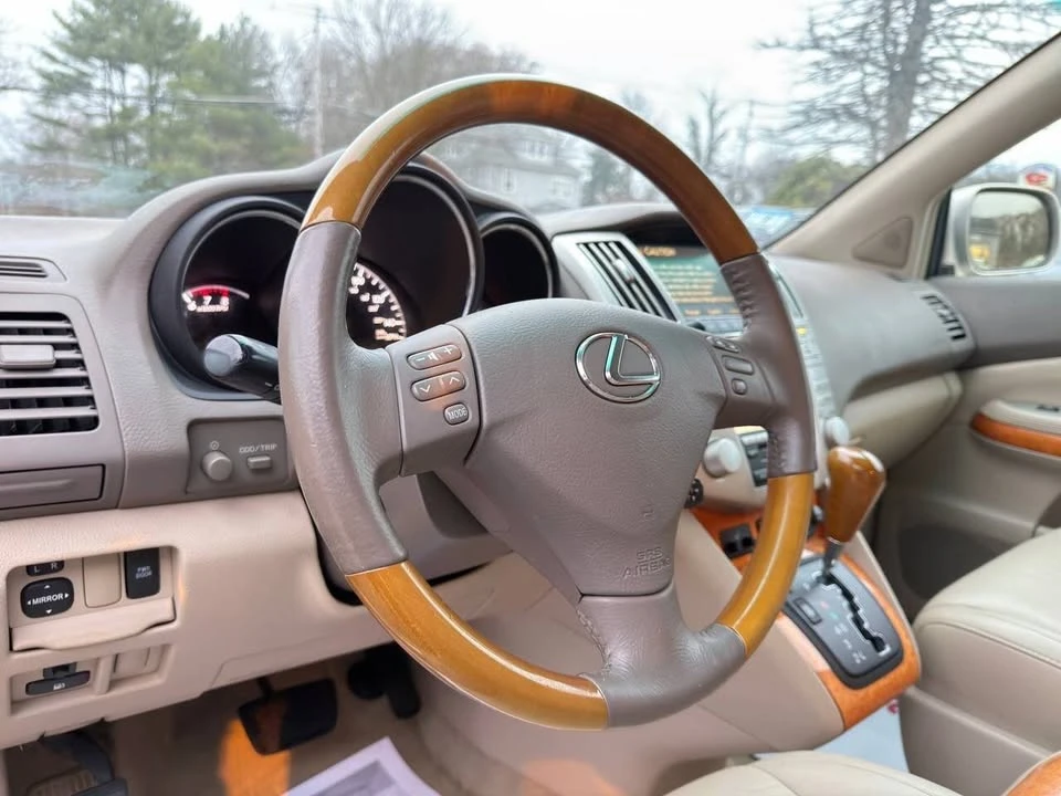 2008 Lexus RX 2nd Gen - Image 9 of 19