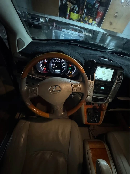 2008 Lexus RX 2nd Gen - Image 4 of 18