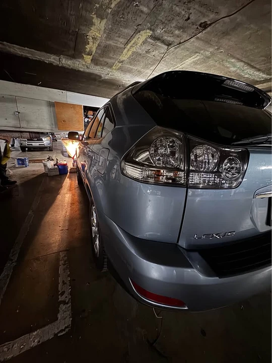2008 Lexus RX 2nd Gen - Image 10 of 18