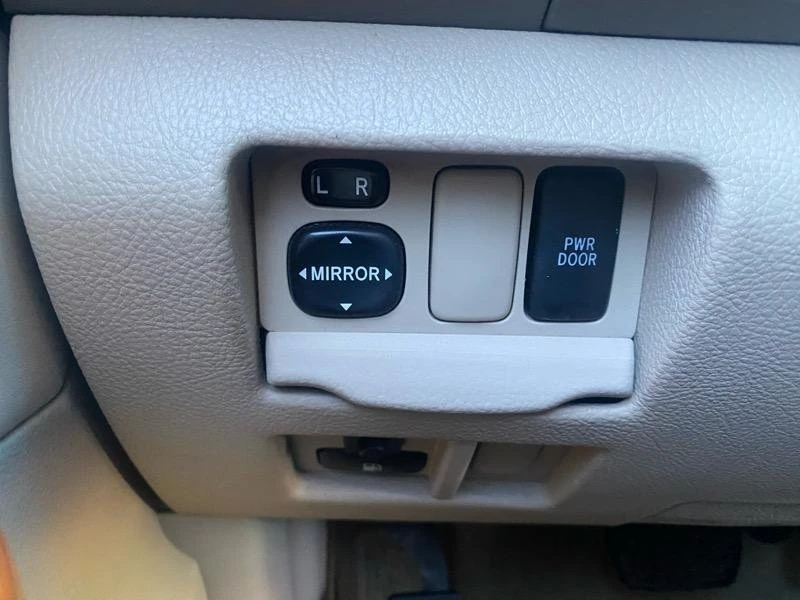 2008 Lexus RX 2nd Gen - Image 19 of 20