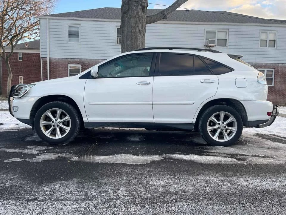 2008 Lexus RX 2nd Gen - Image 5 of 11