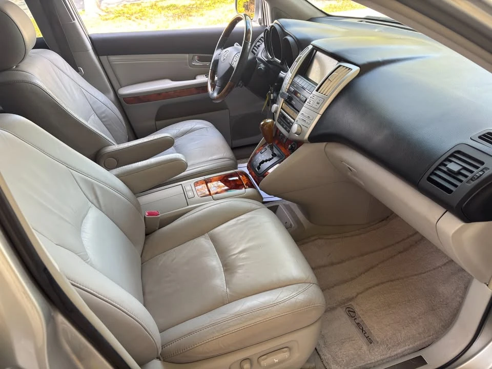2008 Lexus RX 2nd Gen - Image 16 of 17