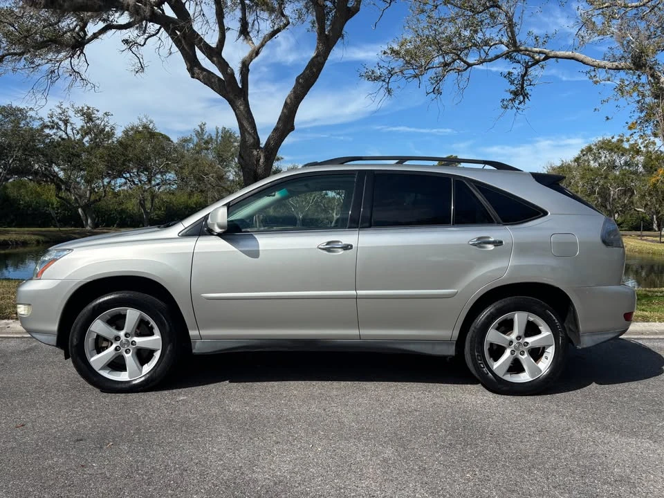 2008 Lexus RX 2nd Gen - Image 2 of 17