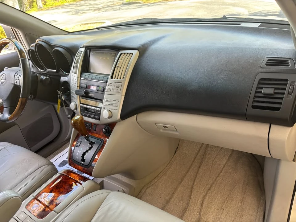 2008 Lexus RX 2nd Gen - Image 17 of 17