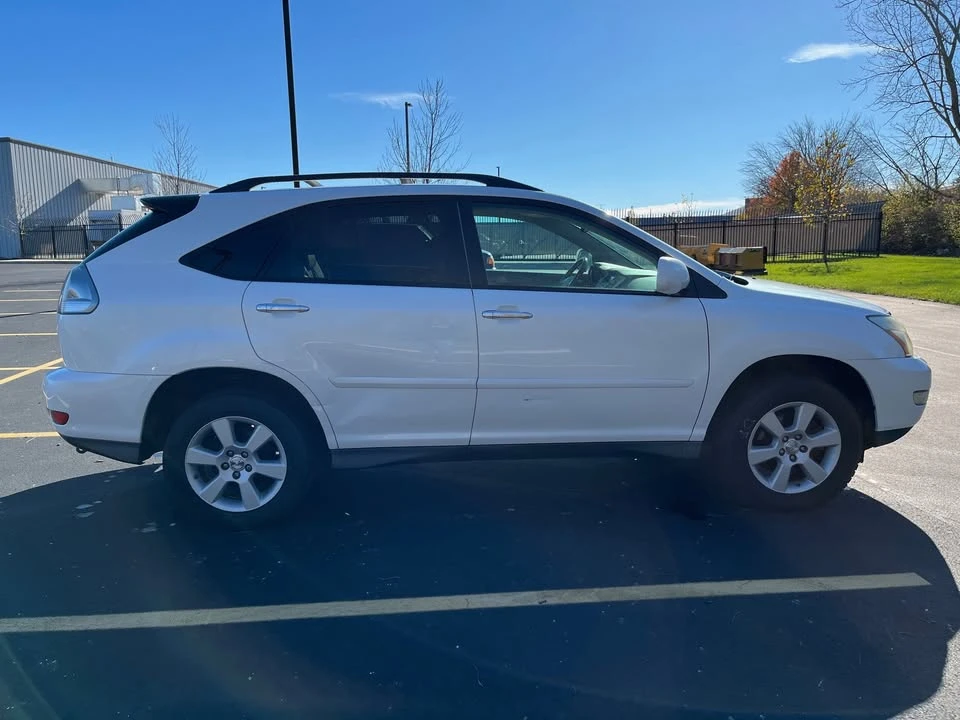 2008 Lexus RX 2nd Gen - Image 4 of 11