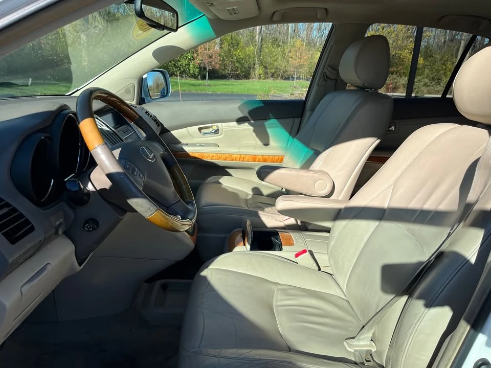 2008 Lexus RX 2nd Gen - Image 8 of 11