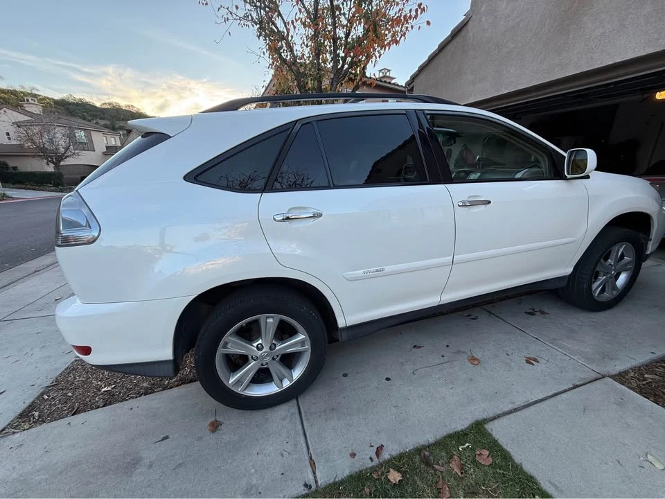 2008 Lexus RX 2nd Gen - Image 4 of 17