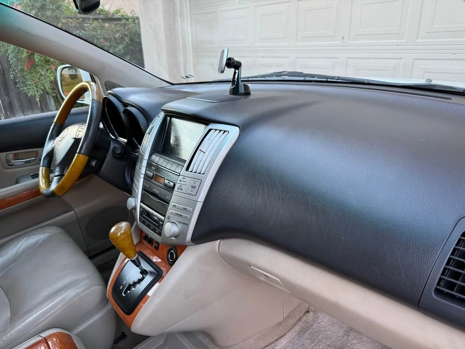 2008 Lexus RX 2nd Gen - Image 8 of 17