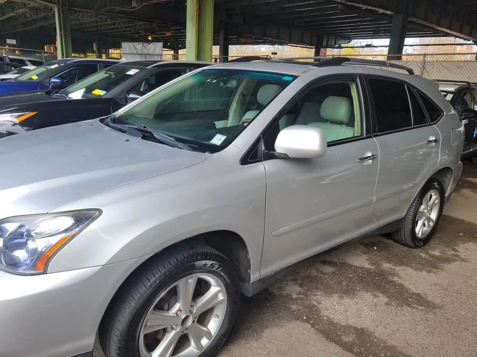 2008 Lexus RX 2nd Gen - Image 2 of 7