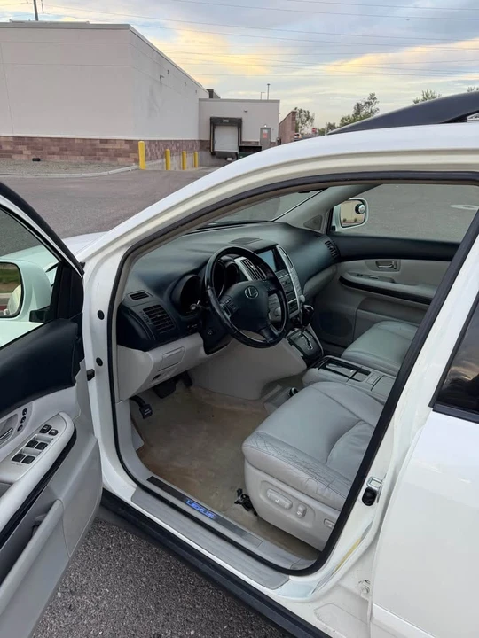 2008 Lexus RX 2nd Gen - Image 8 of 15