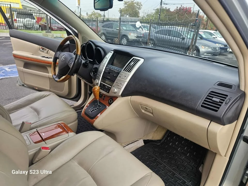 2008 Lexus RX 2nd Gen - Image 13 of 20