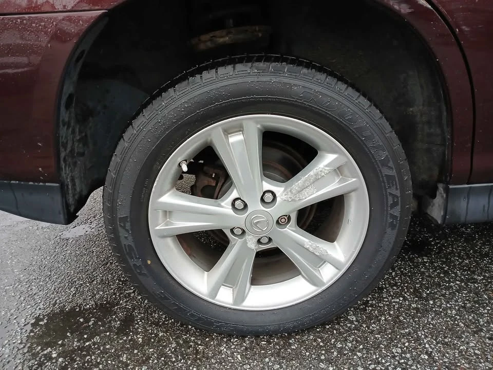 2008 Lexus RX 2nd Gen - Image 10 of 15