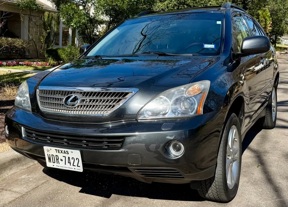 2008 Lexus RX 2nd Gen - Image 2 of 11