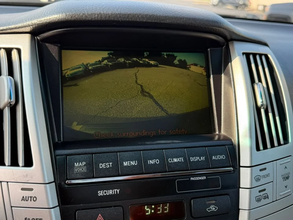 2008 Lexus RX 2nd Gen - Image 16 of 20