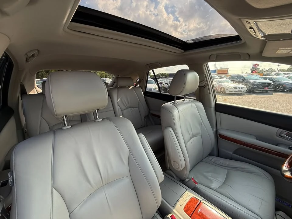 2008 Lexus RX 2nd Gen - Image 18 of 20