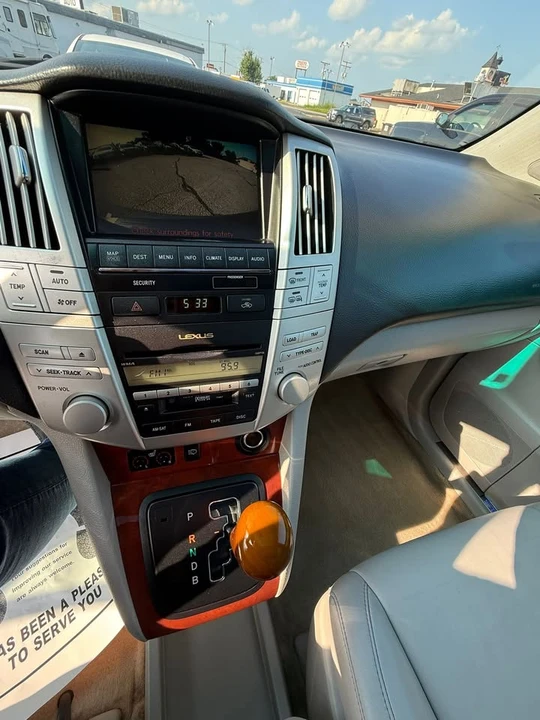 2008 Lexus RX 2nd Gen - Image 15 of 20
