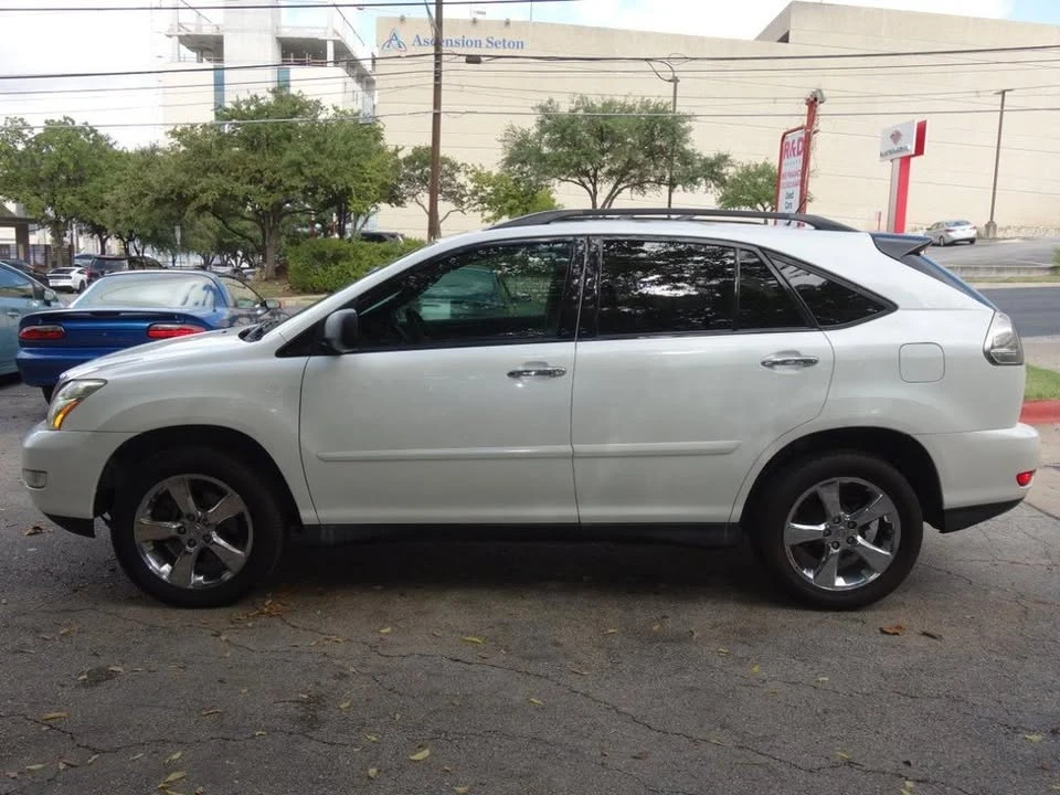 2008 Lexus RX 2nd Gen - Image 2 of 12