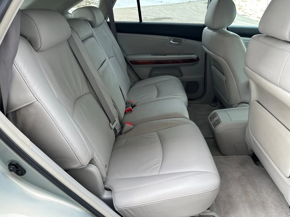 2008 Lexus RX 2nd Gen - Image 16 of 19