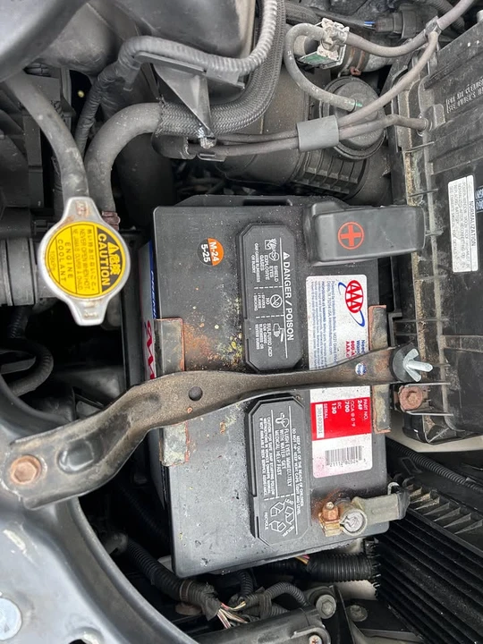 2008 Lexus RX 2nd Gen - Image 12 of 16