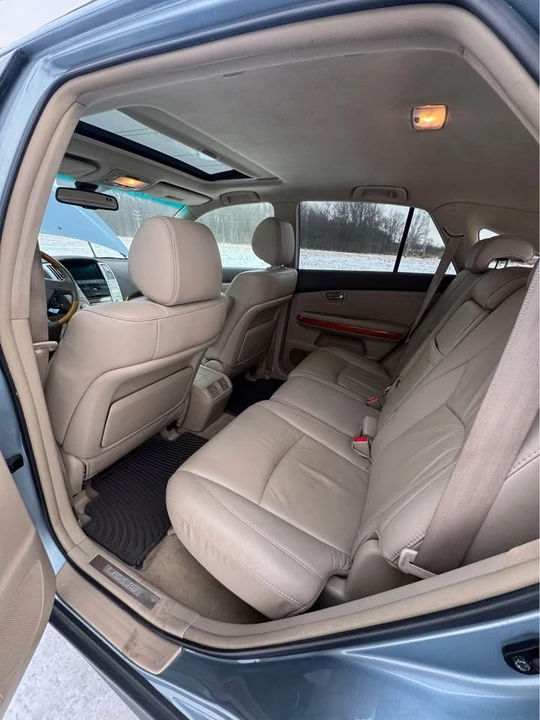 2008 Lexus RX 2nd Gen - Image 9 of 10