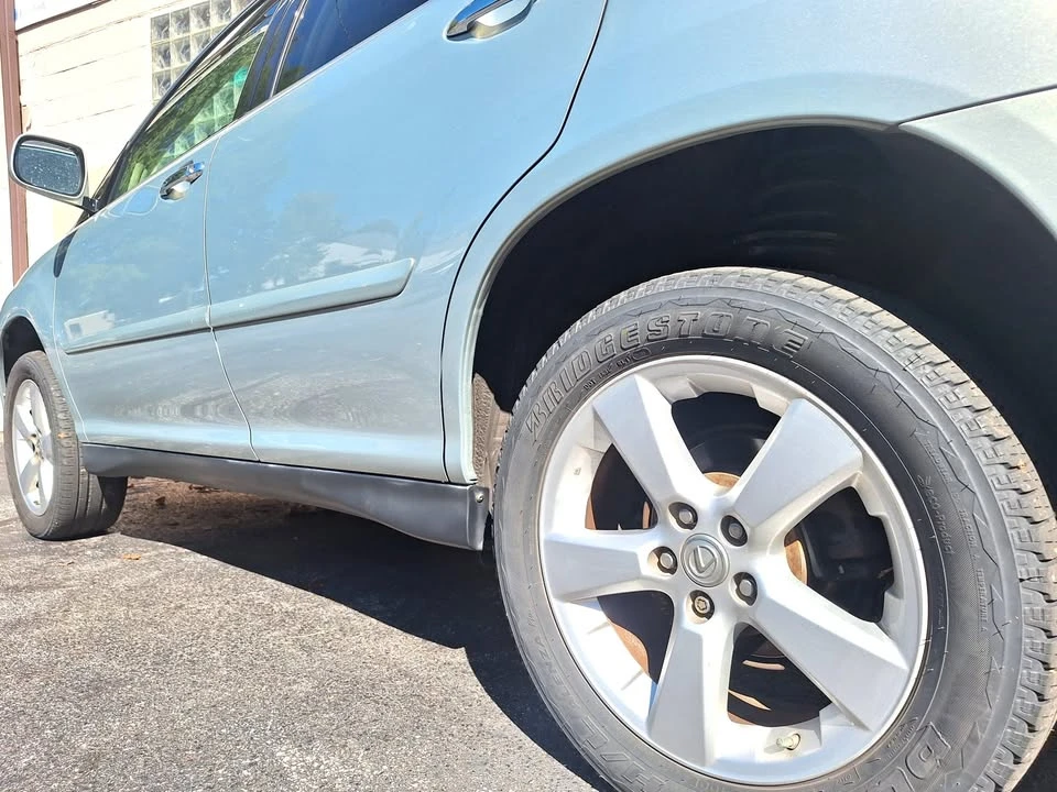 2008 Lexus RX 2nd Gen - Image 3 of 12