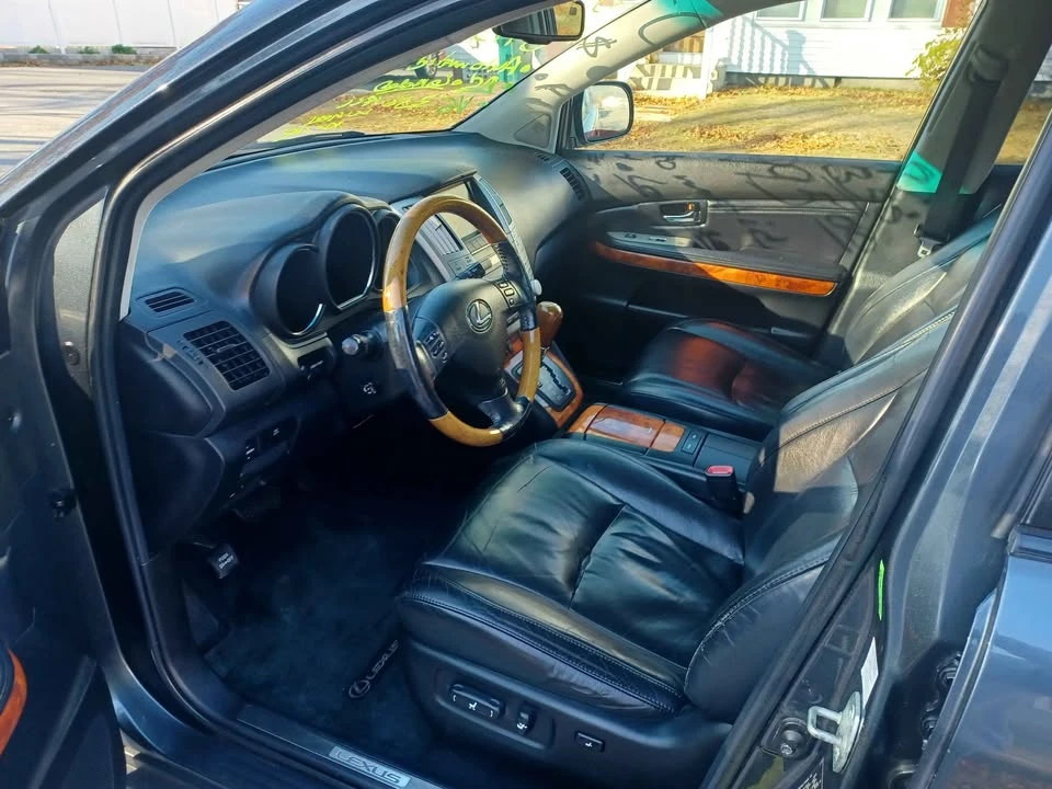 2008 Lexus RX 2nd Gen - Image 10 of 19