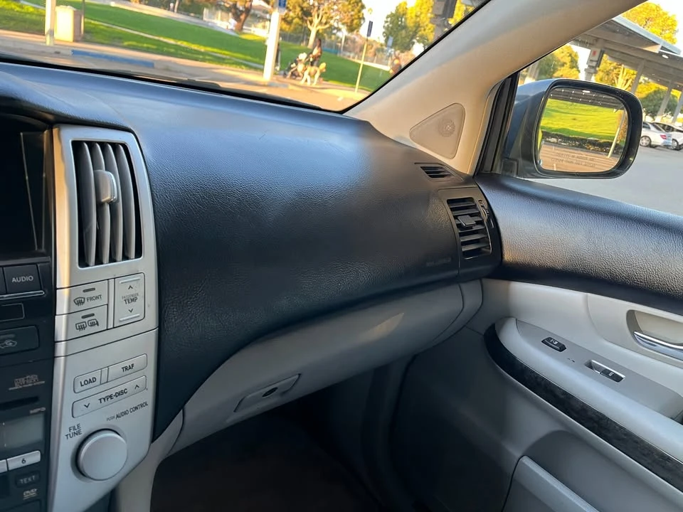 2008 Lexus RX 2nd Gen - Image 17 of 19