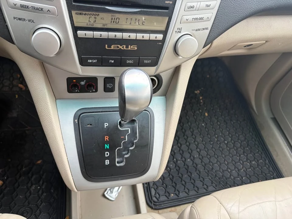 2008 Lexus RX 2nd Gen - Image 8 of 12