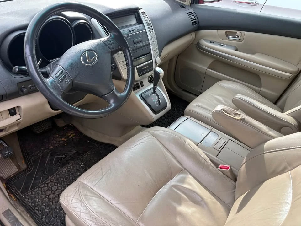 2008 Lexus RX 2nd Gen - Image 5 of 12