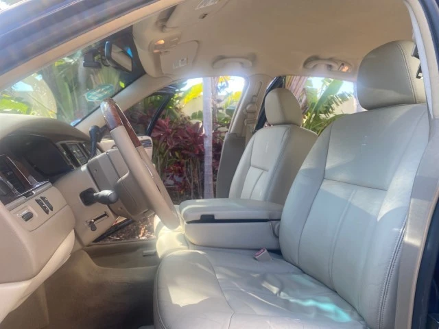 2008 Lincoln Town Car - Image 11 of 21