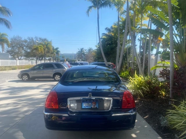 2008 Lincoln Town Car - Image 7 of 21