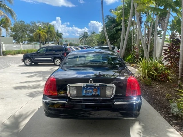 2008 Lincoln Town Car - Image 7 of 21