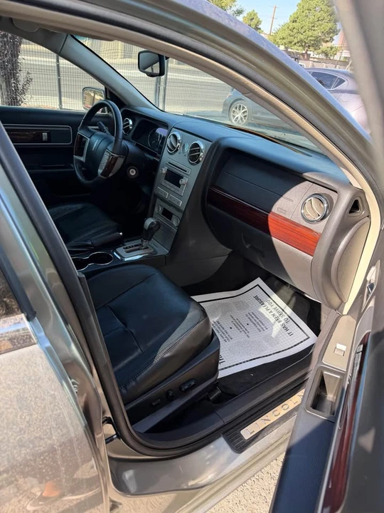 2008 Lincoln MKZ - Image 10 of 16