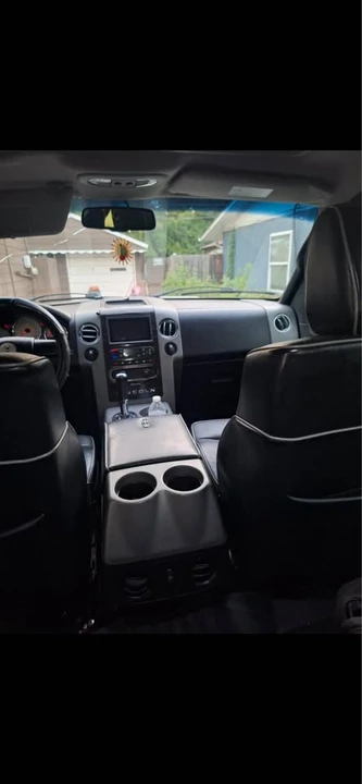2008 Lincoln Mark LT - Image 2 of 2